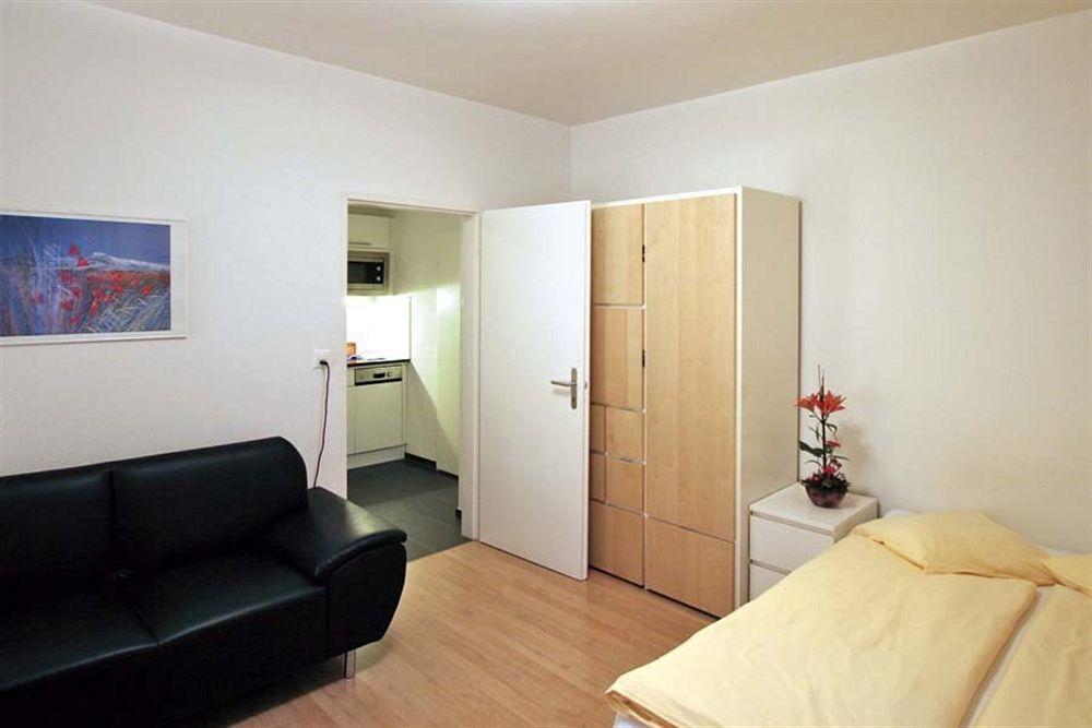 Swiss Star Zurich Sihlfeld - Self Check-In Apartment Екстериор снимка